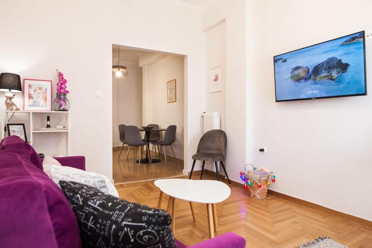 Contemporary Stylish Apartment Located Near Metaxourgeio Area Atene Esterno foto