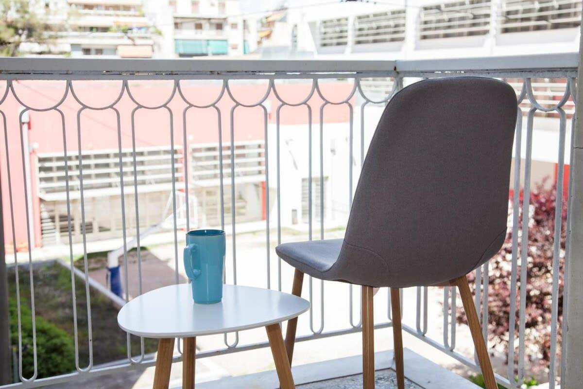 Contemporary Stylish Apartment Located Near Metaxourgeio Area Atene Esterno foto